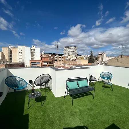 Happy Life Aparthotel